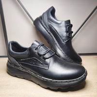 R-line en cuir noir